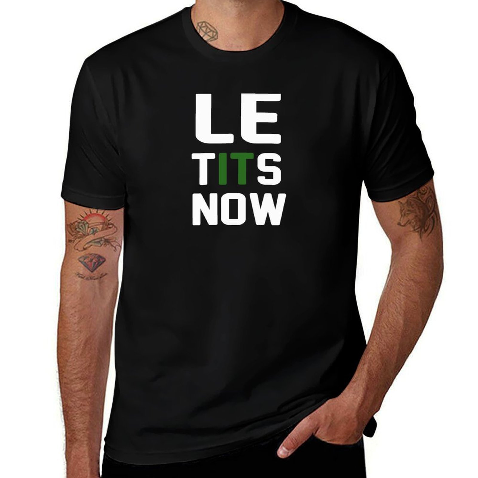 Street Fashion Now - T-Shirt Le Tits Now, Maglietta Casual