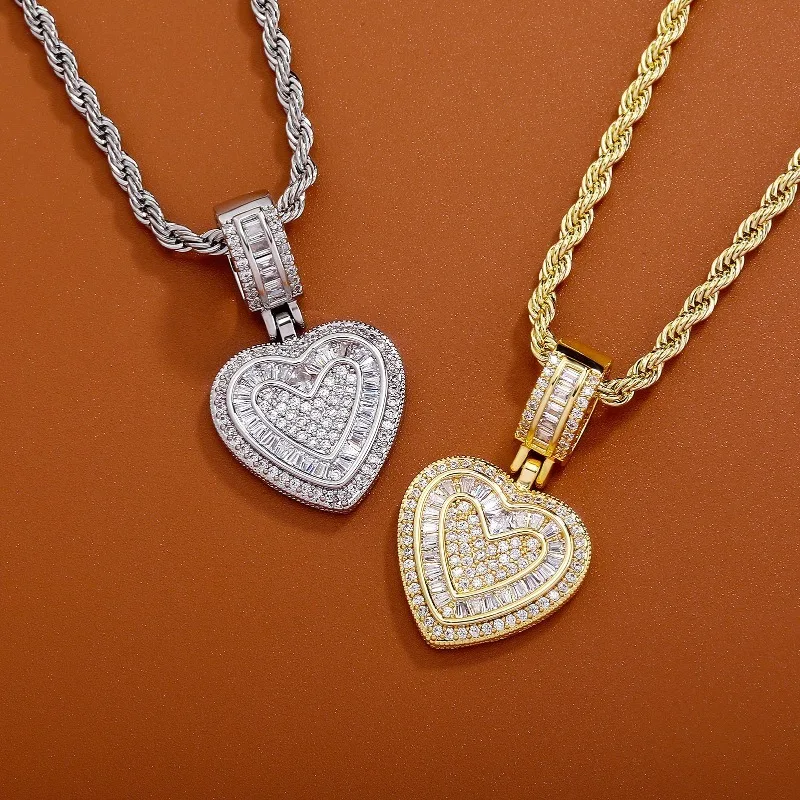 Collana con ciondolo a forma d - Fashion Street Singapore recensione e prezzo