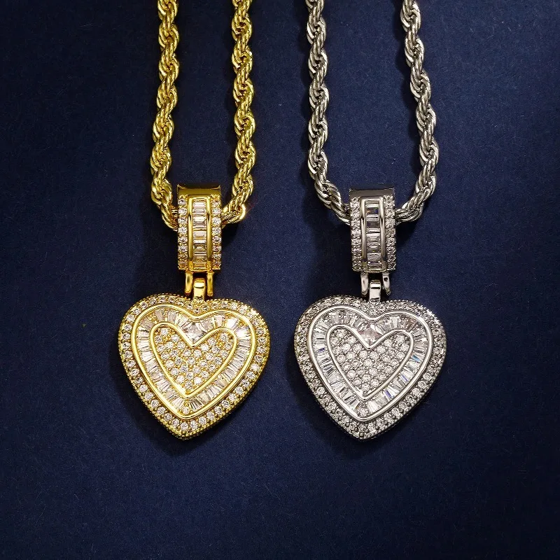 Collana con ciondolo a forma d - Fashion Street Singapore recensione e prezzo