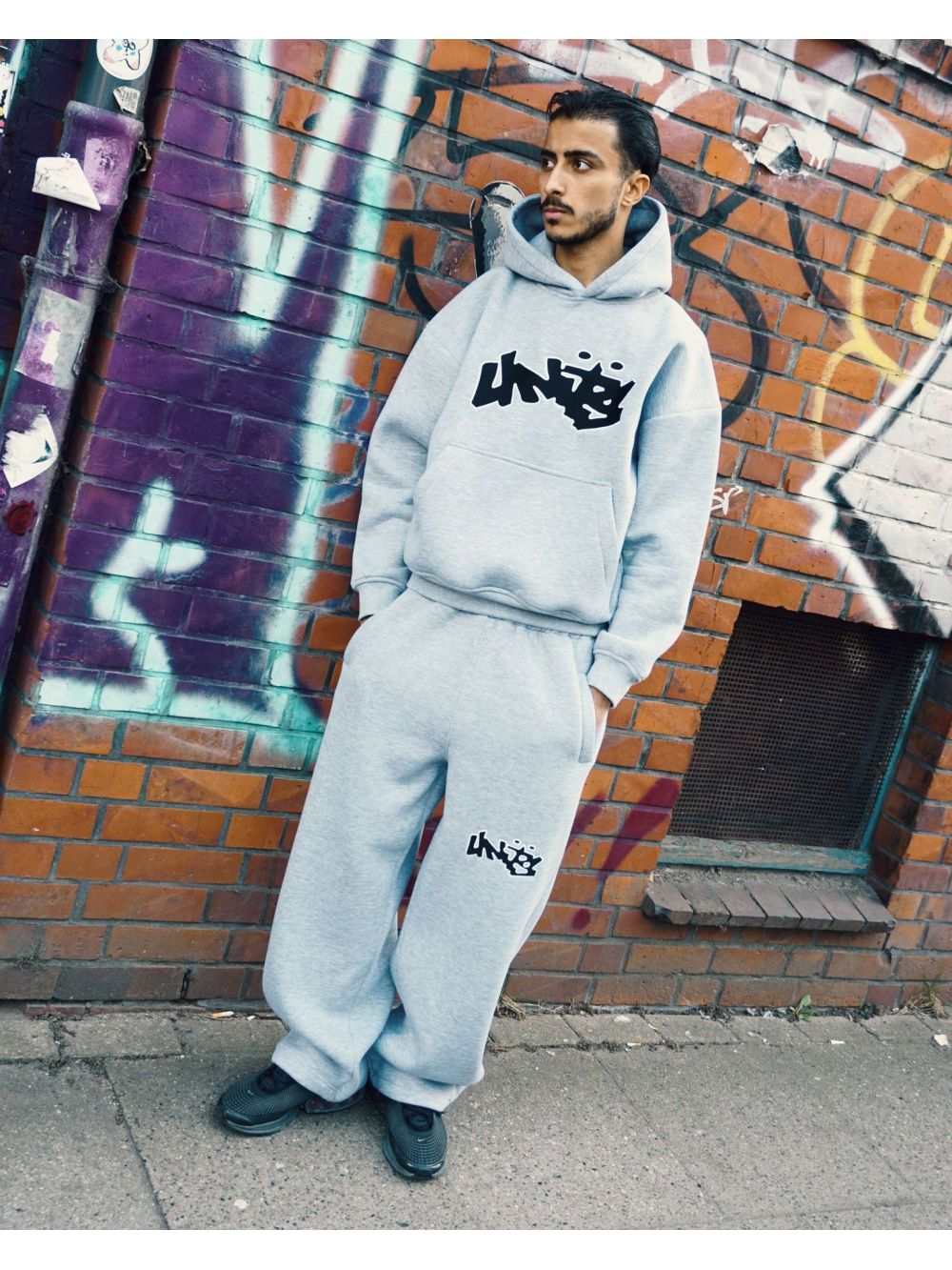 Completo unisex in stile retrò - Street Fashion Casual recensione e prezzo