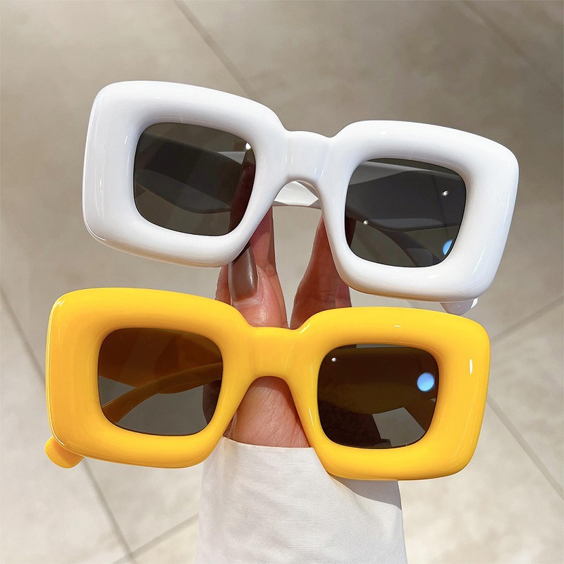 Nuovi Occhiali da Sole Quadrat - Street Fashion Photo recensione e prezzo