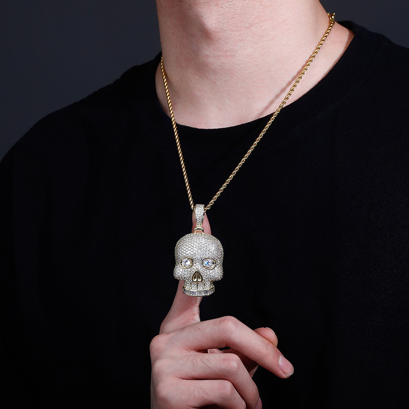 Collana con Ciondolo Teschio I - Fashion Street Singapore recensione e prezzo
