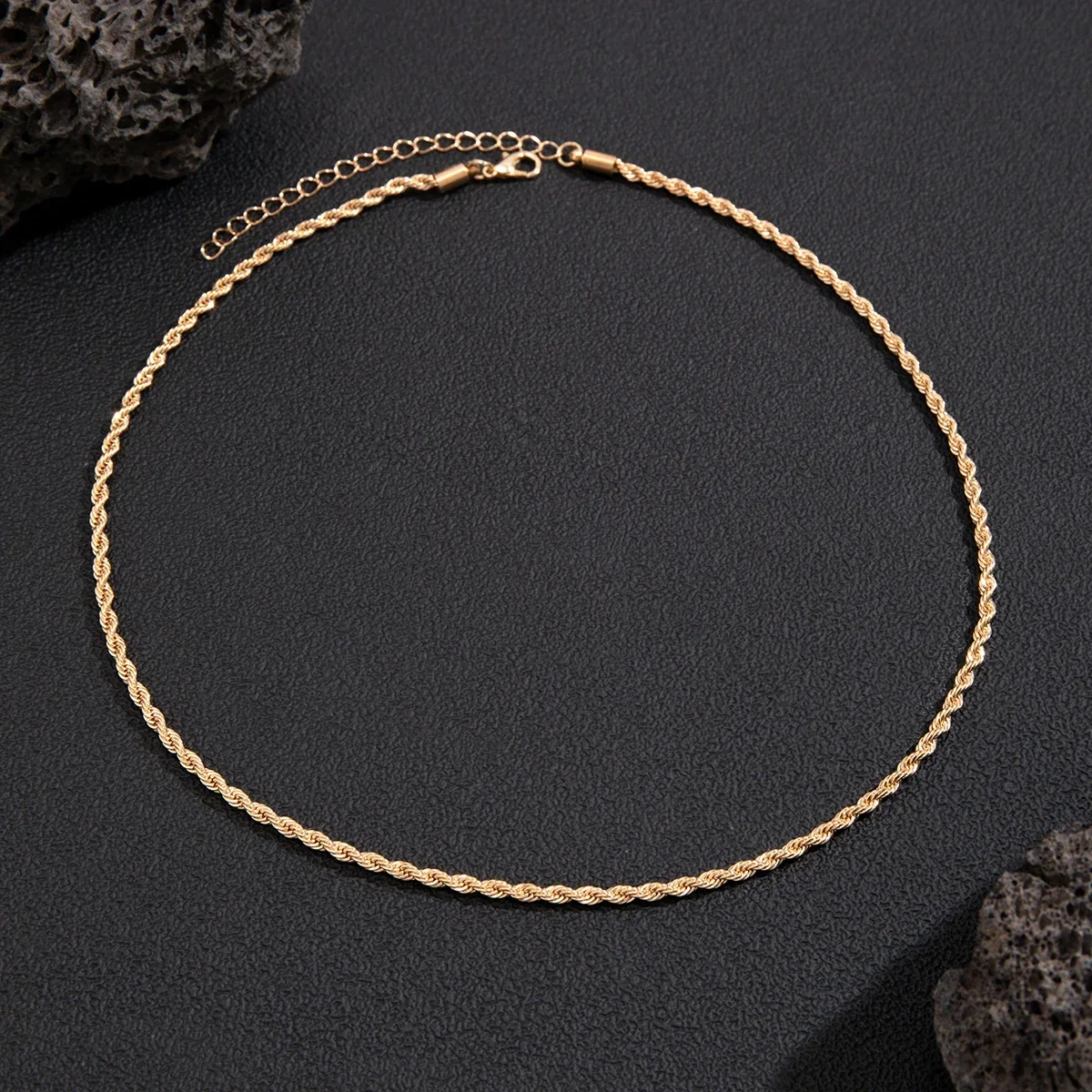 Collana a catena intrecciata L - Fashion Street Singapore recensione e prezzo