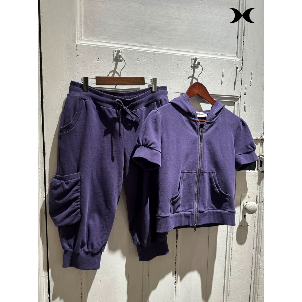 Completo sportivo alla moda in - Street Fashion Casual recensione e prezzo