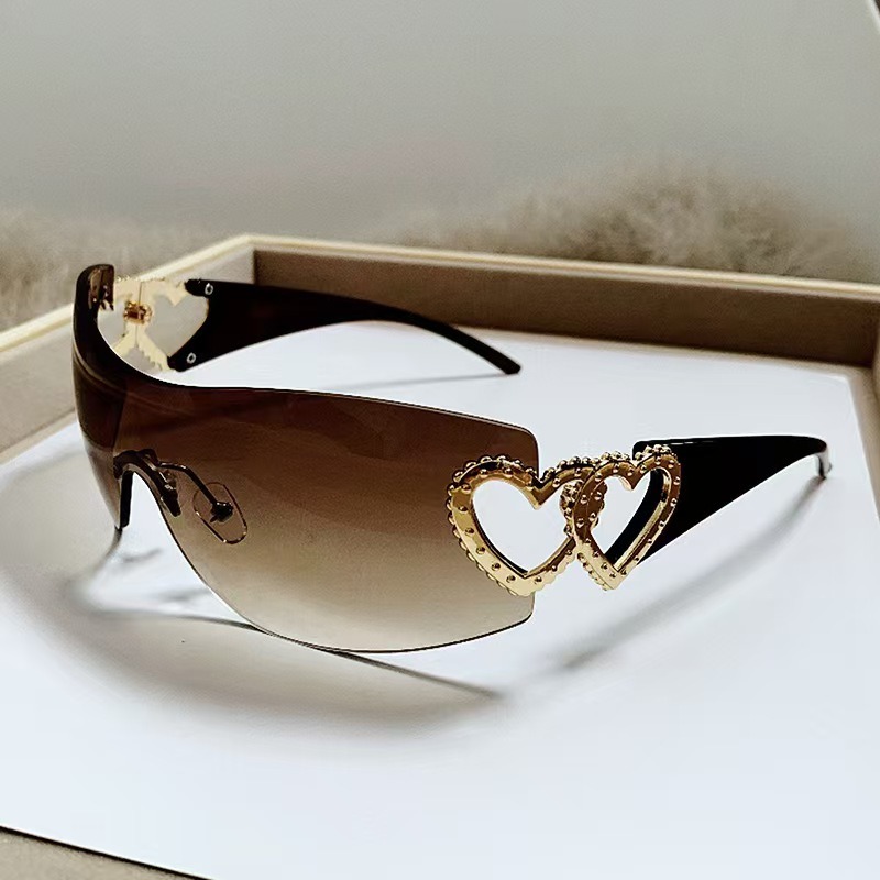 Nuovi Occhiali da Sole da Donn - Street Fashion Glasses recensione e prezzo