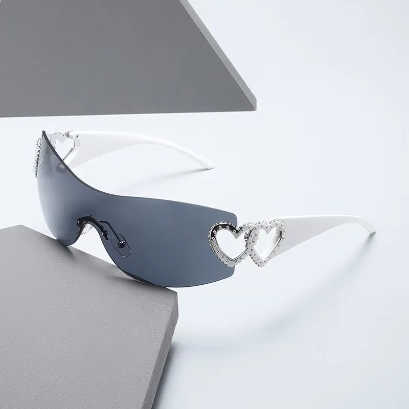 Nuovi Occhiali da Sole da Donn - Street Fashion Glasses recensione e prezzo