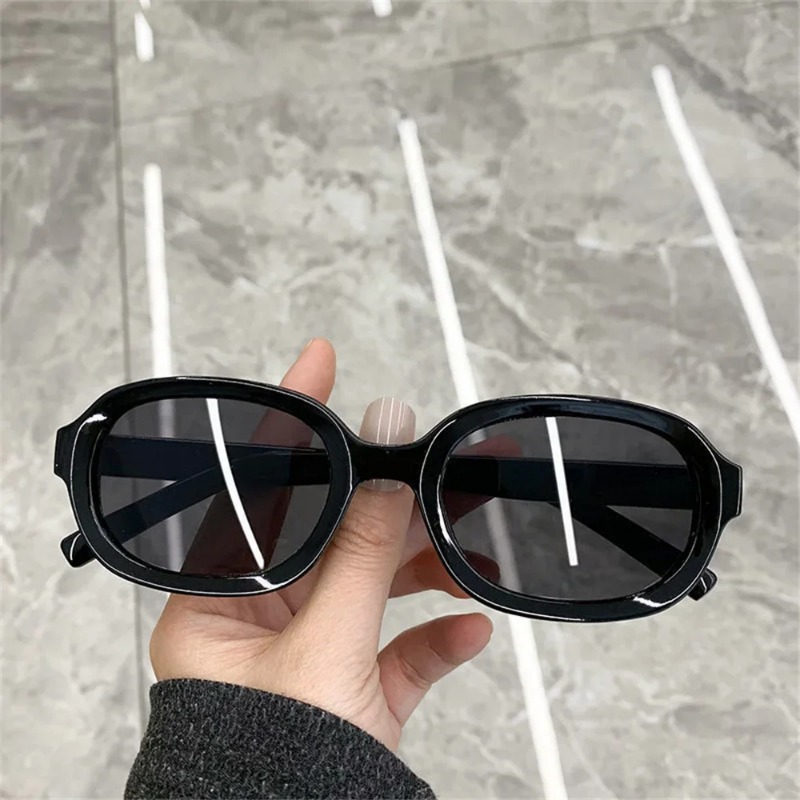 Occhiali da sole quadrati di a - Street Fashion Glasses recensione e prezzo