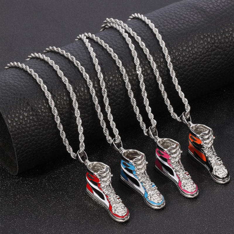 Mini collana con ciondolo snea - Fashion Street Singapore recensione e prezzo